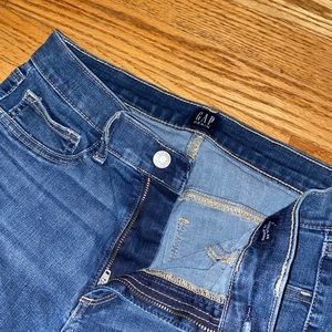 Gap medium - dark wash skinny jeans